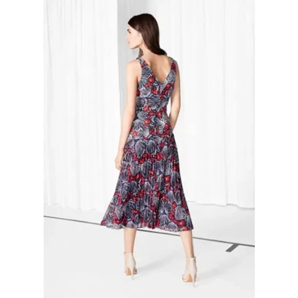 & Other Stories Navy and Scarlet Floral Midi Dress - Picture 2 of 8